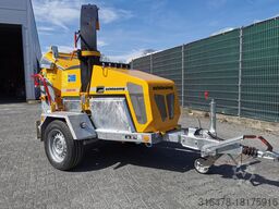 235 MX-D Holzhäcksler