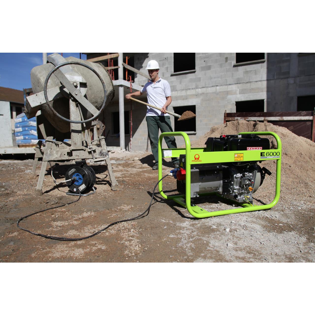 Stromerzeuger  E 6000 - TYH 230V / 400V - DIESEL